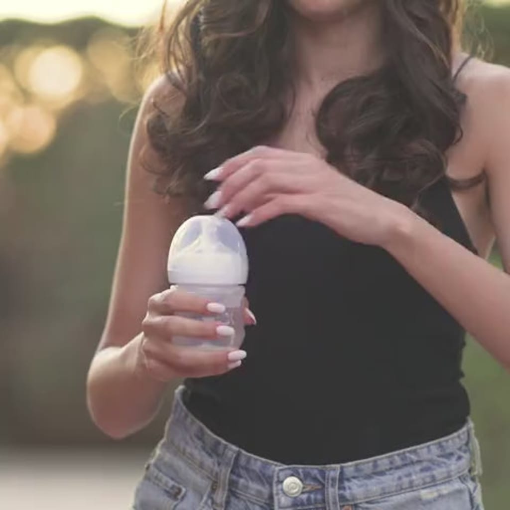 VEO - The first portable battery-operated bottle warmer